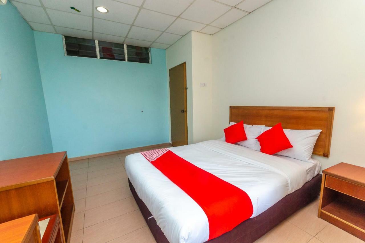 Oyo 702 D View Hotel Mersing Exterior photo