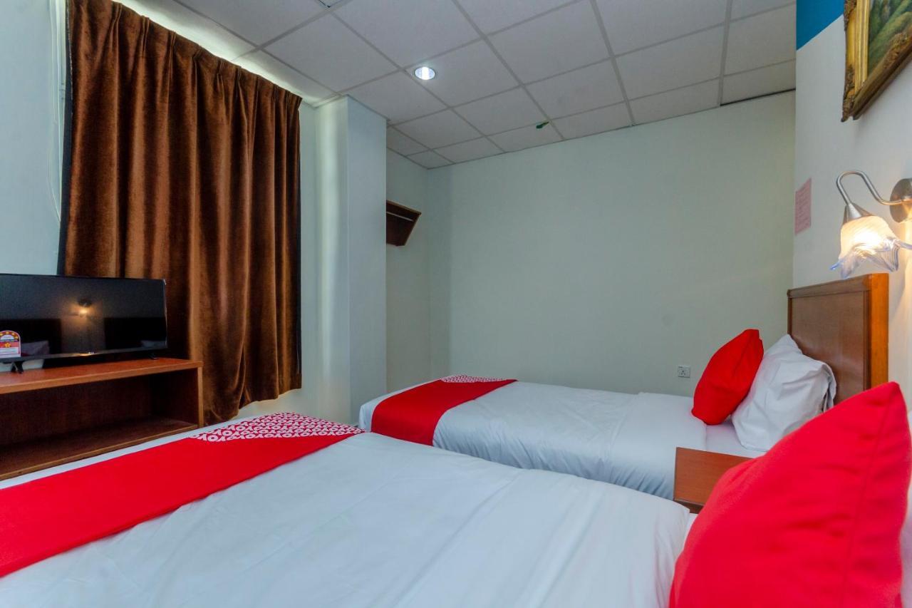 Oyo 702 D View Hotel Mersing Room photo